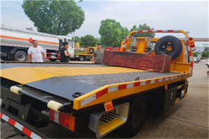 尤溪附近拖车电话号码服务